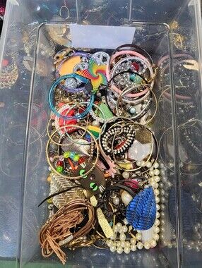 1lb Mixed  Jewelry For Crafting May Or May Not Have Matches  J090326-1